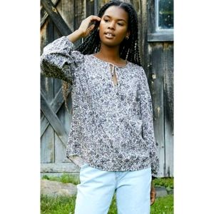Universal thread floral blouse
